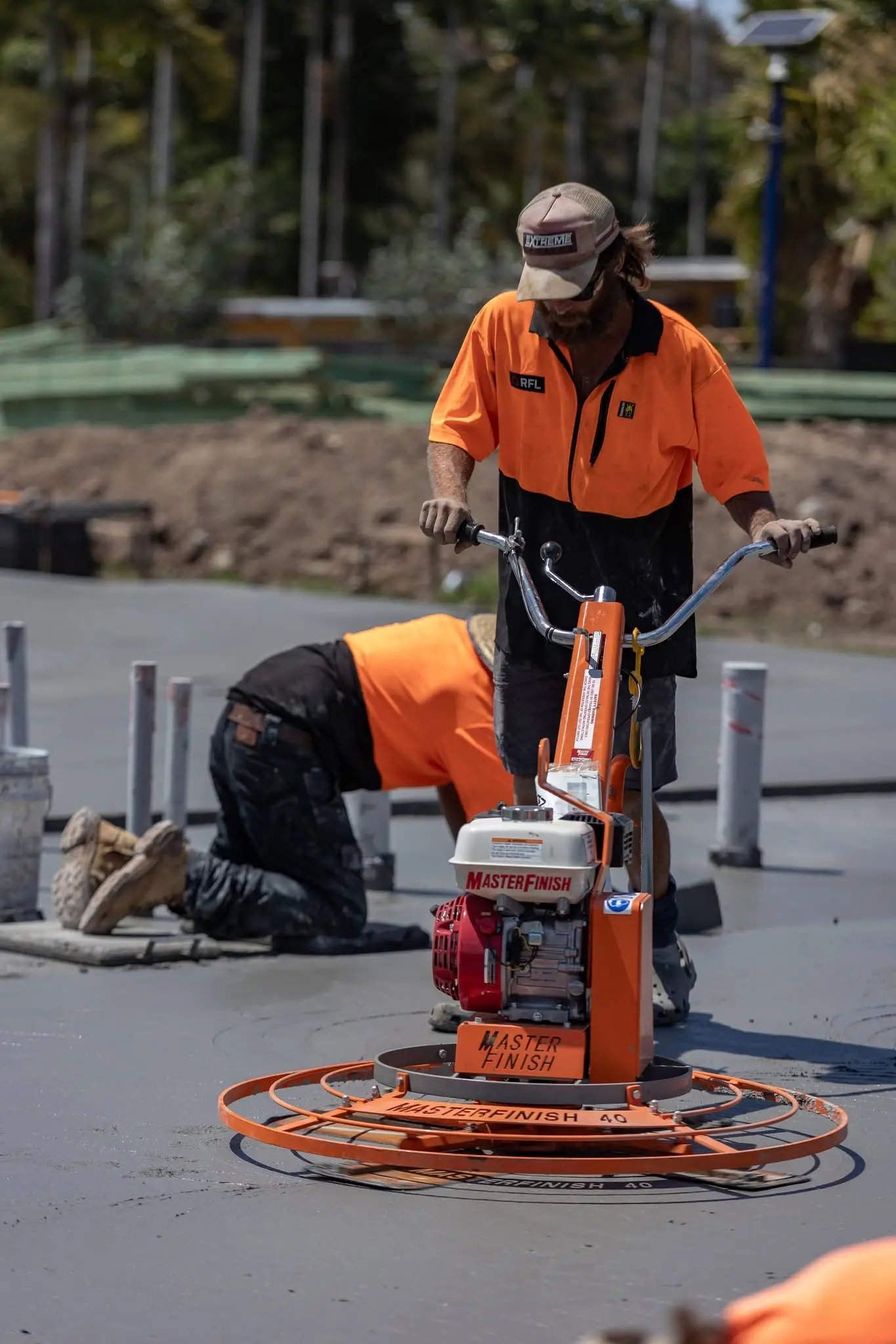 RFL crew power-floating a slab